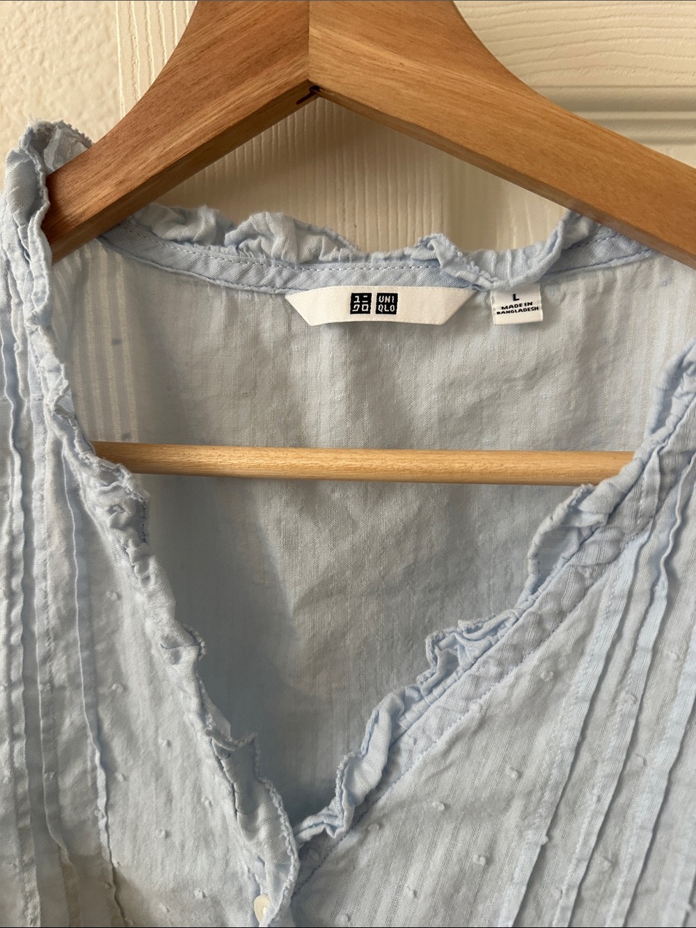 Uniqlo Light Blue Ruffle Button-Front Blouse - Picture 5 of 8